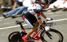 风云直播-世俱杯顶级对抗场次点评，强强对话精彩纷呈